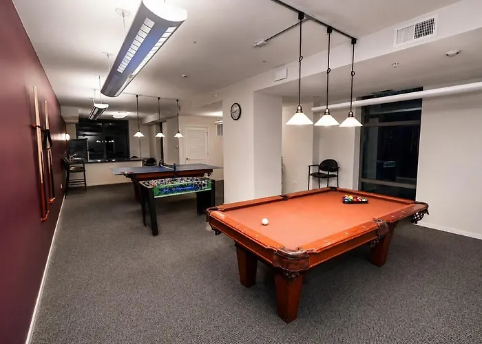 29th Floor 2br With Balcony And Gym * Chicago
