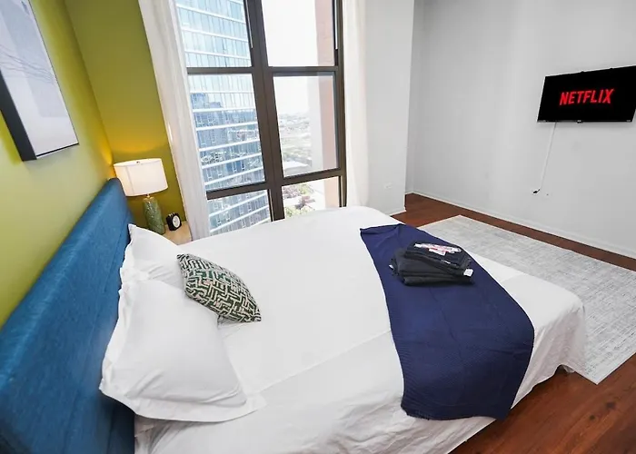 29th Floor 2br With Balcony And Gym Apartamento
